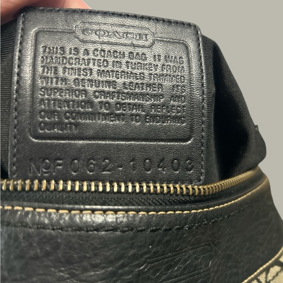 Coach Jaquard Canvas & Leather Shoulder Bag F062-10403 - Picture 13 of 14